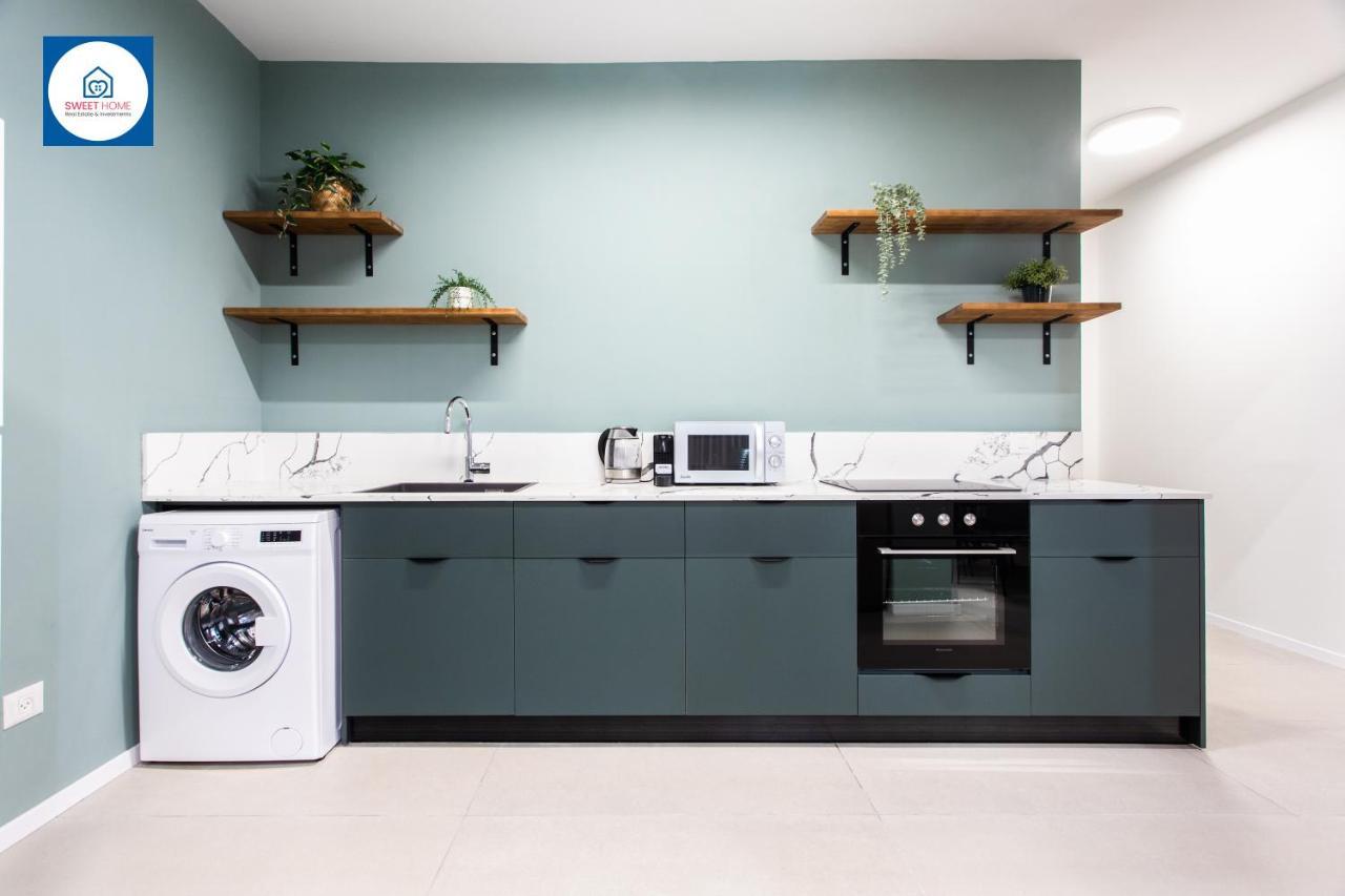 Design Apartments In Нетания Экстерьер фото