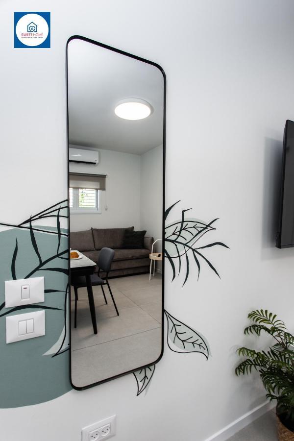 Design Apartments In Нетания Экстерьер фото